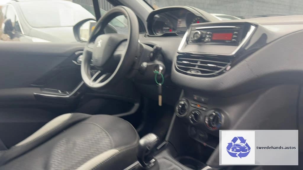 Peugeot 2008 1.2Benzine Euro6B 2016 177.xxxkm/Airco,Cruise,.