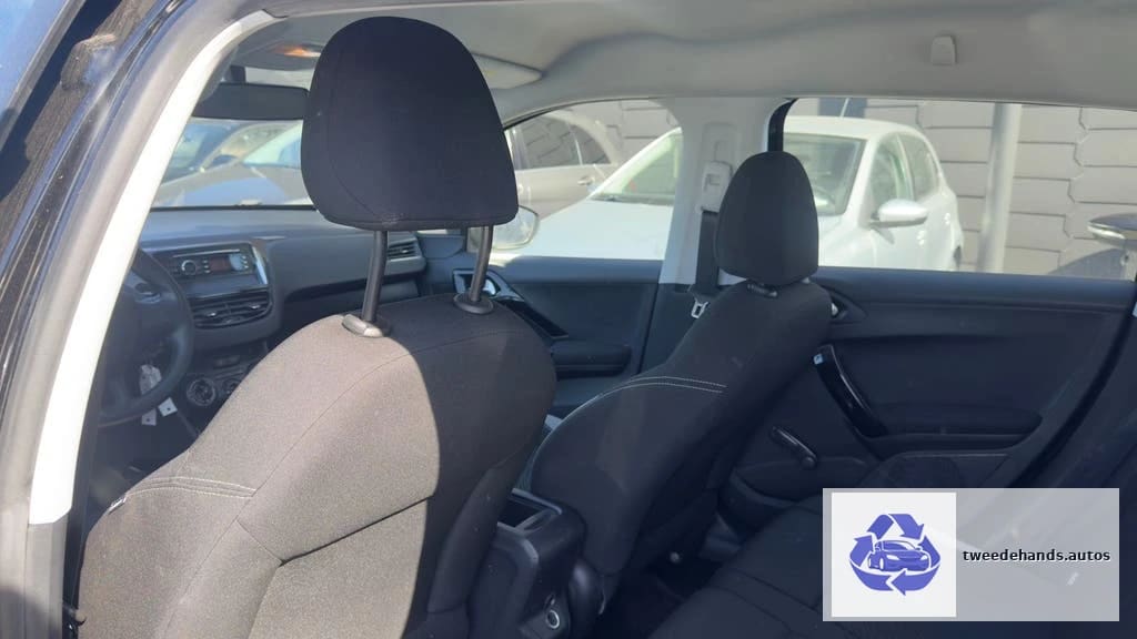 Peugeot 2008 1.2Benzine 2015 150.xxxkm 1Jaar Garantie