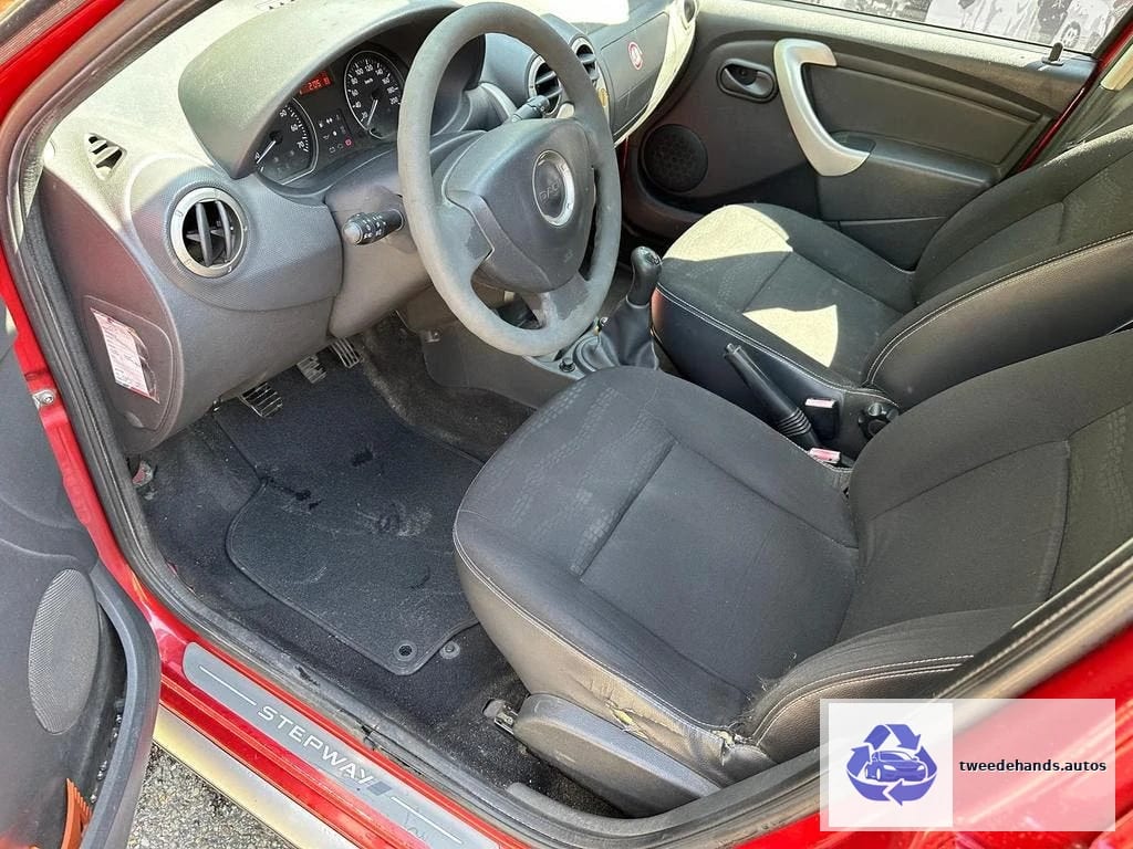 Dacia Sandero Stepway 1.6Benzine Gekeurd vvk