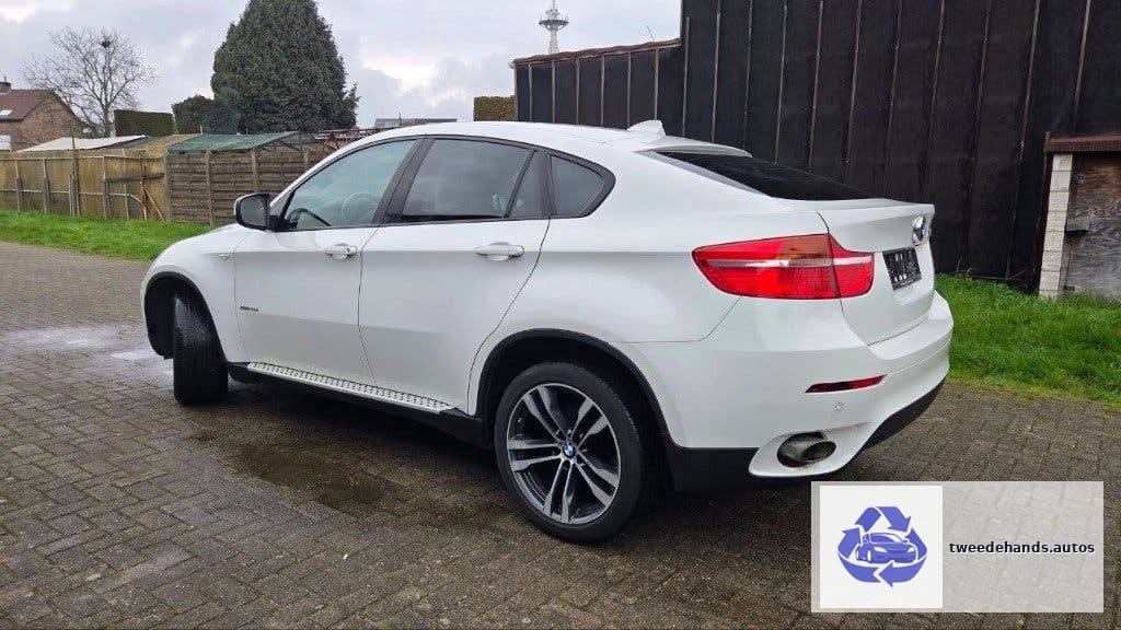 BMW X6 4.0D van 2011, met 280.000kms