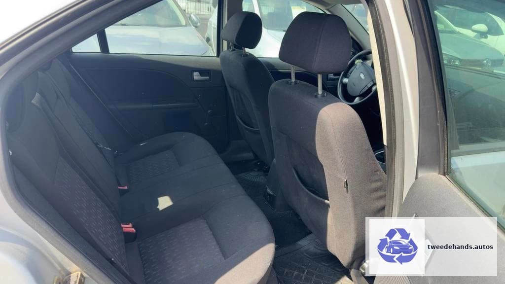 Ford Mondeo 1.8Benzine 2003 180.xxxkm beginnerswagen