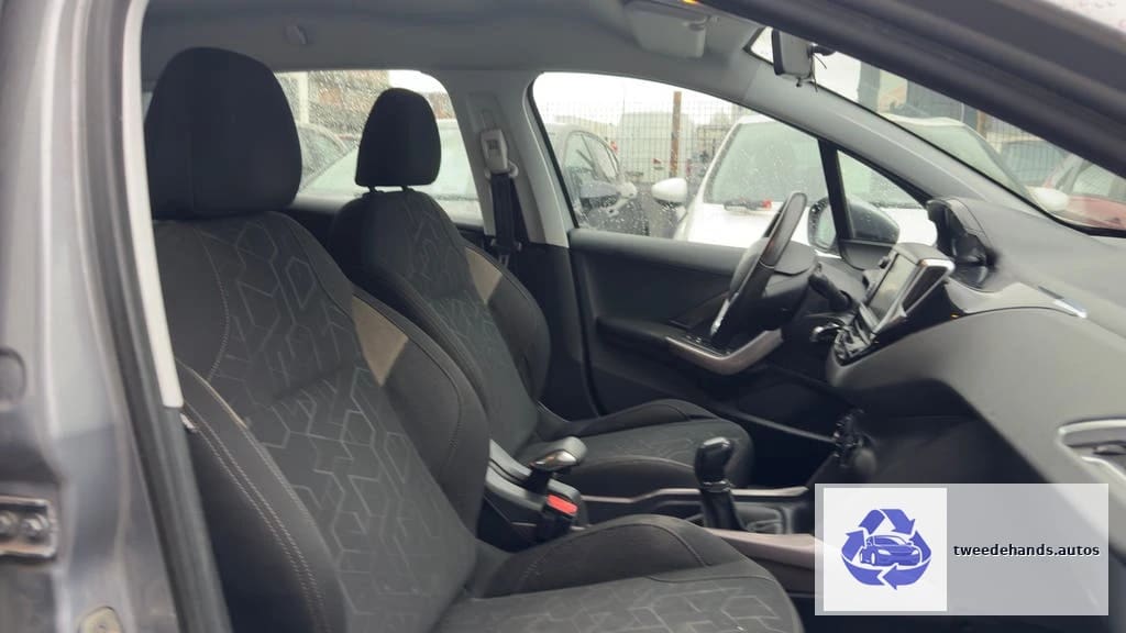 Peugeot 2008 1.2Benzine Euro6B 2016 177.xxxkm/Airco,Cruise,.