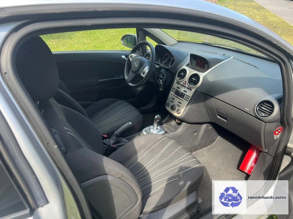 Opel Corsa 1.2Benzine Automaat Gekeurd vvk