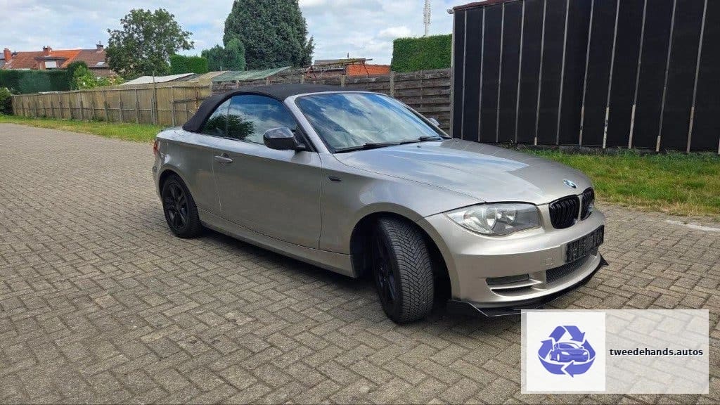 BMW 118i cabrio van 2010, goede  staat