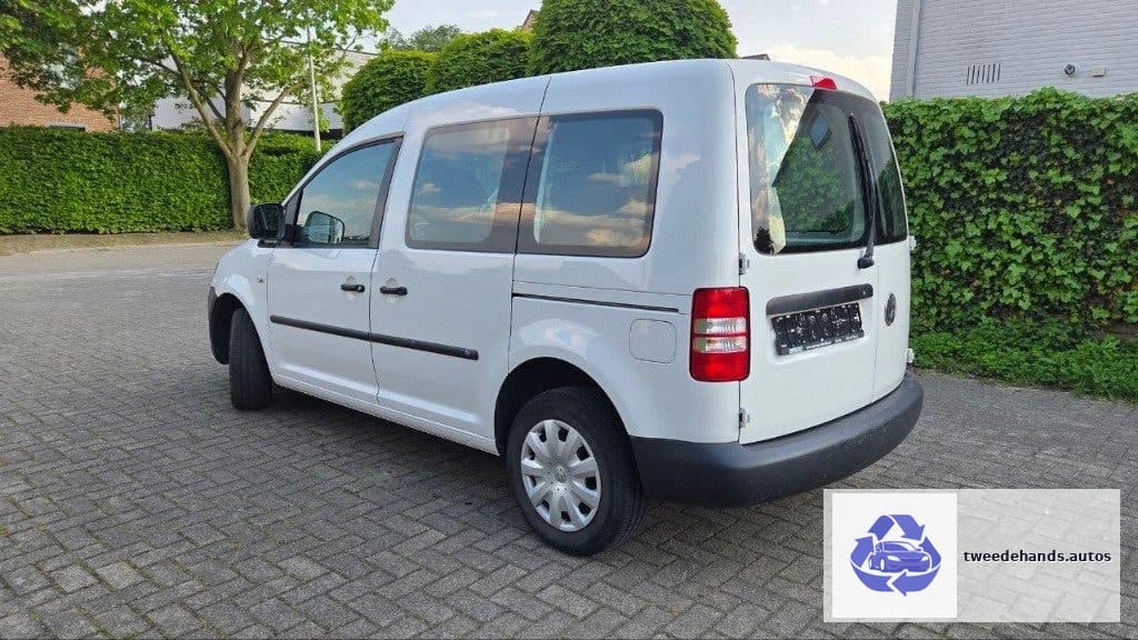Volkswagen Caddy 1.2i van 2013, 5 zitplaatsen