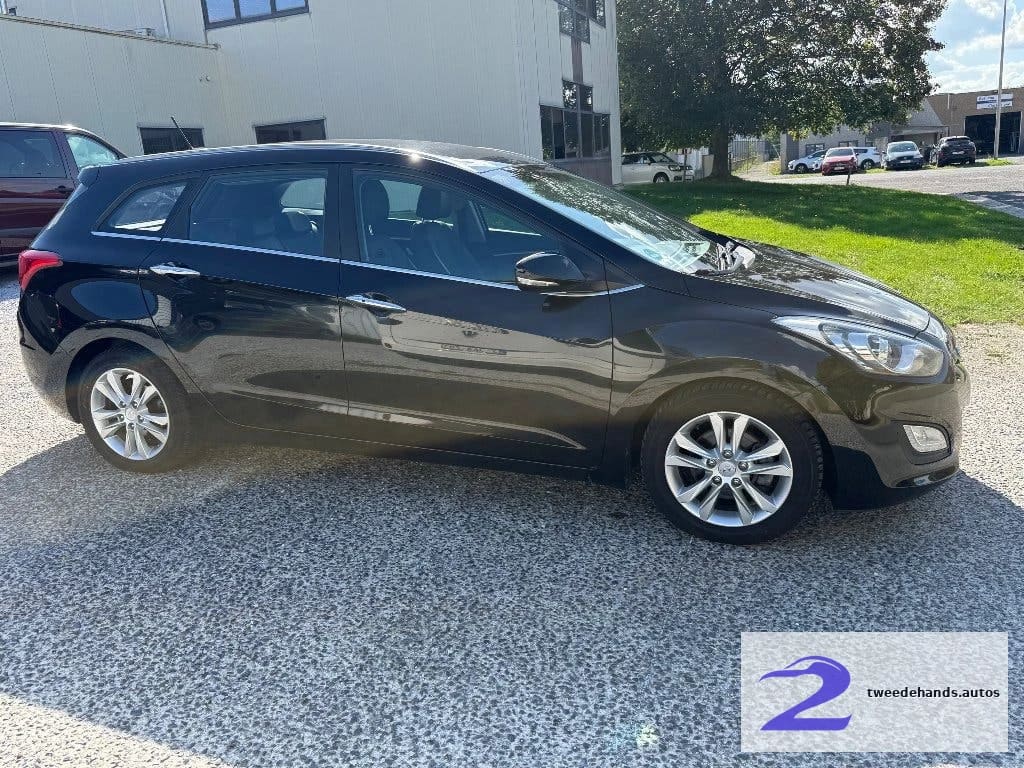 Hyundai I30 SW 1.6crdi Automaat