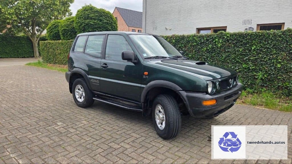 Nissan Terrano 2.7D 4X4 van 2000, lichte vracht