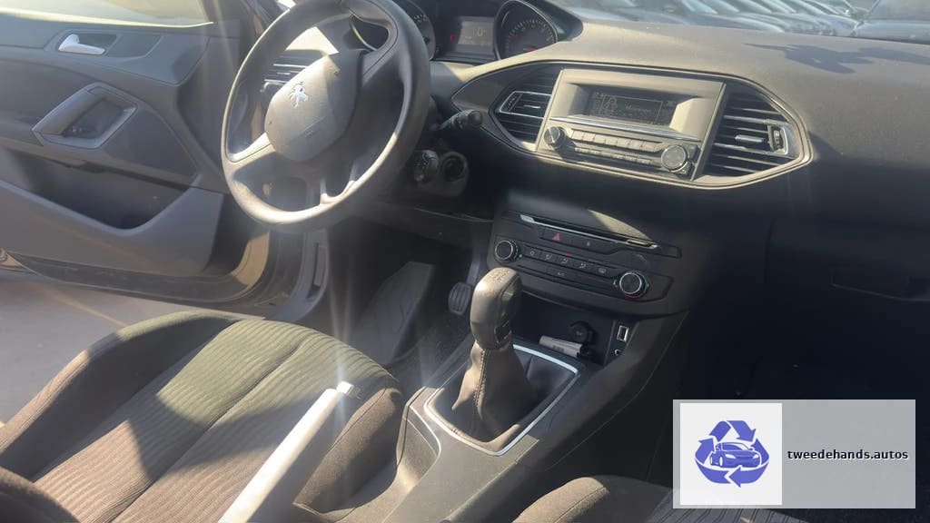 Peugeot 308 1.2Benzine 2015 120.xxxkm Grootonderhouden!