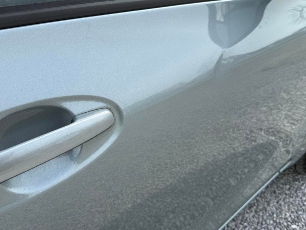 Toyota Yaris 1.0i 118000km 5dr