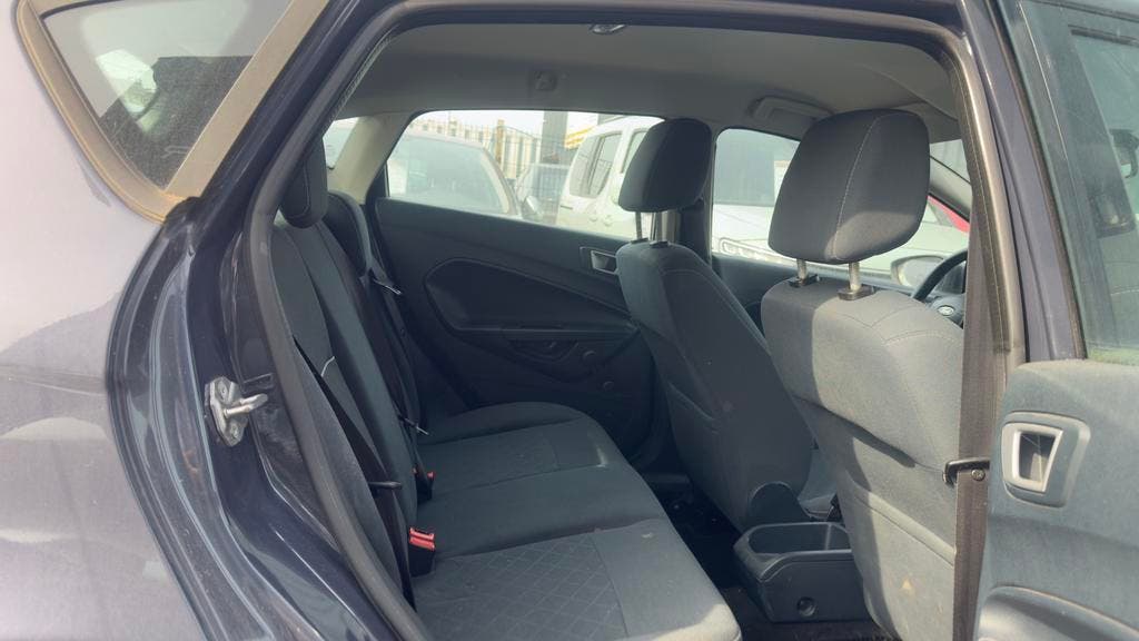 Ford Fiesta 1.2Benzine 2012 150.xxxkm Beginnerswagen