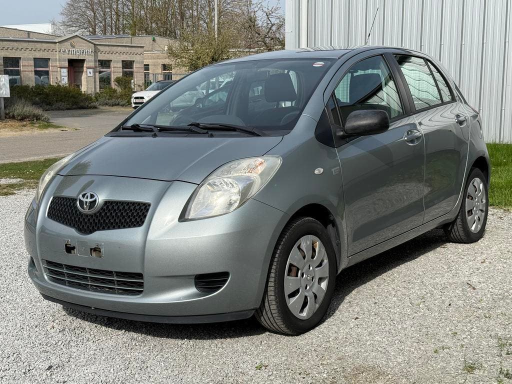Toyota Yaris 1.0i 118000km 5dr