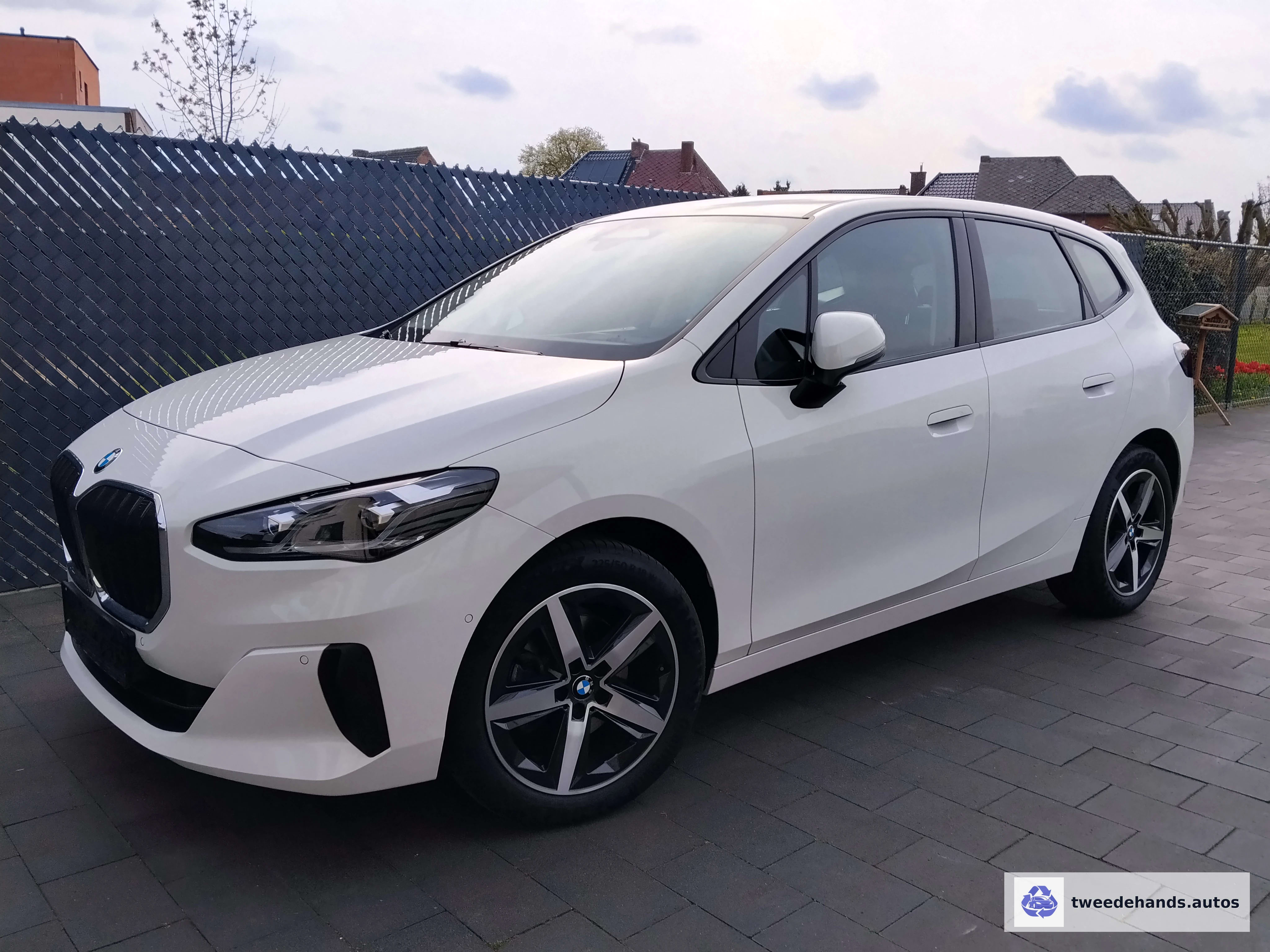 Bmw218ia showroomwagen met veel opties en 2 jaar bmw premium garantie