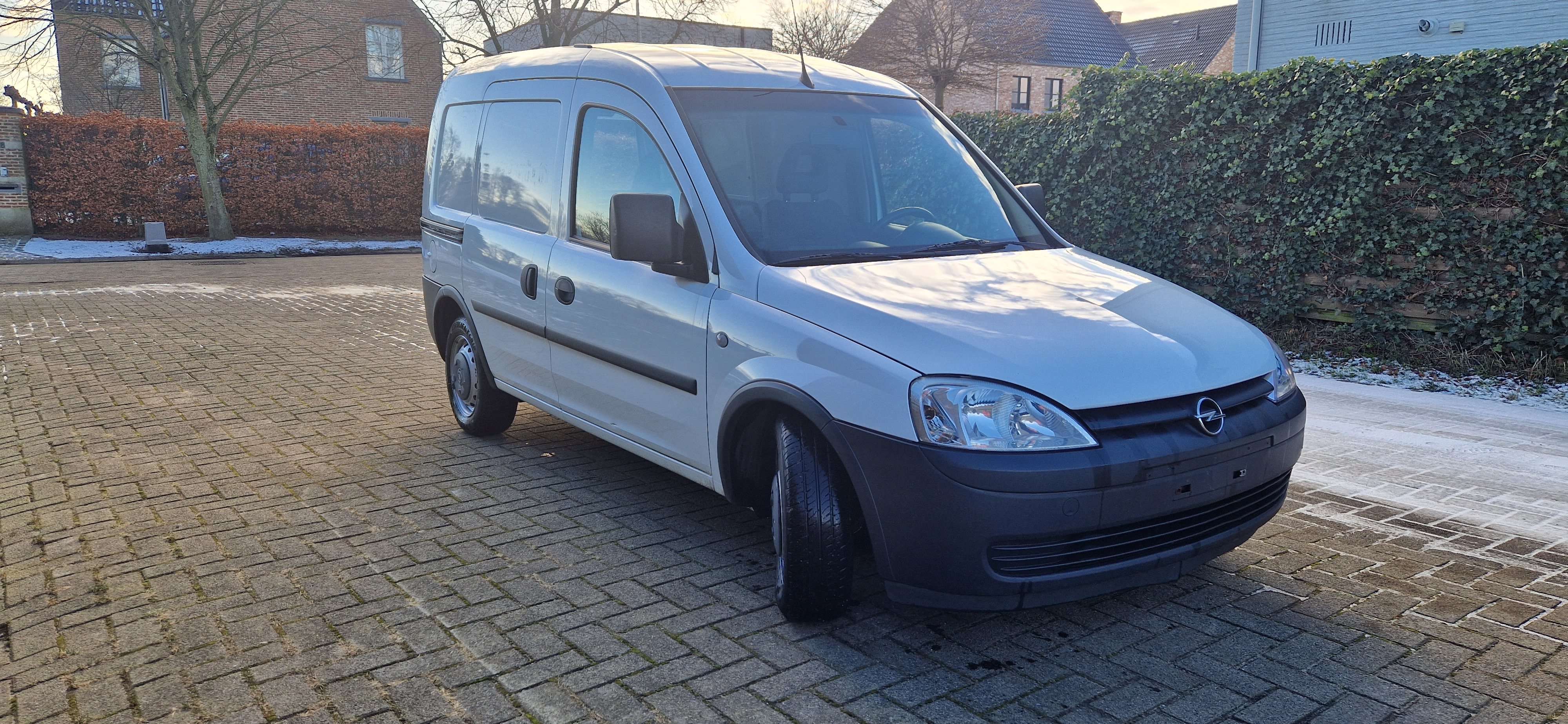 Opel Combo - 2010