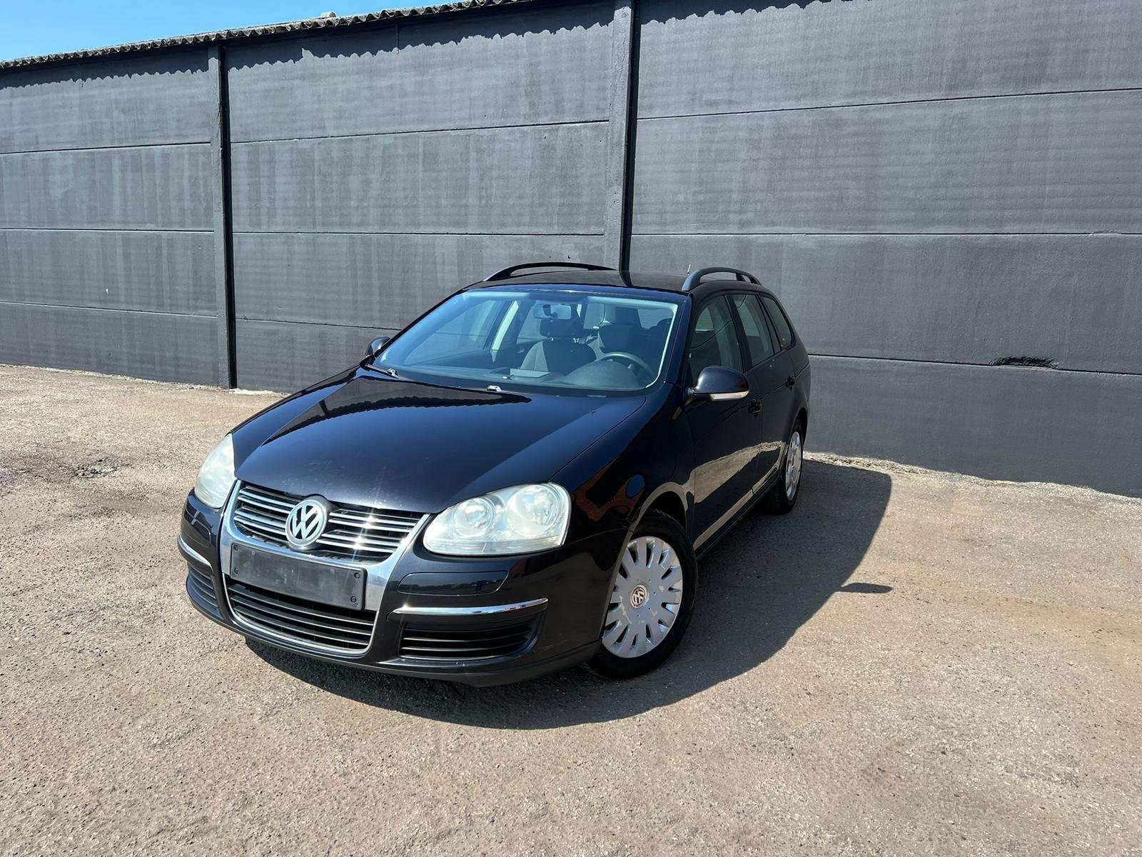 Volkswagen Golf - 2008