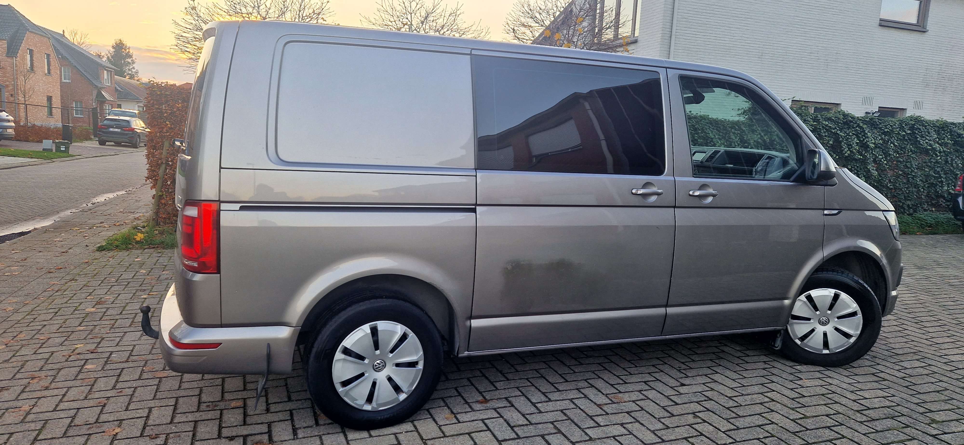 Volkswagen Transporter - 2016