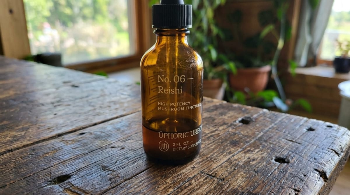 UPHORIC URTH Reishi Mushroom Extract Tincture bottle
