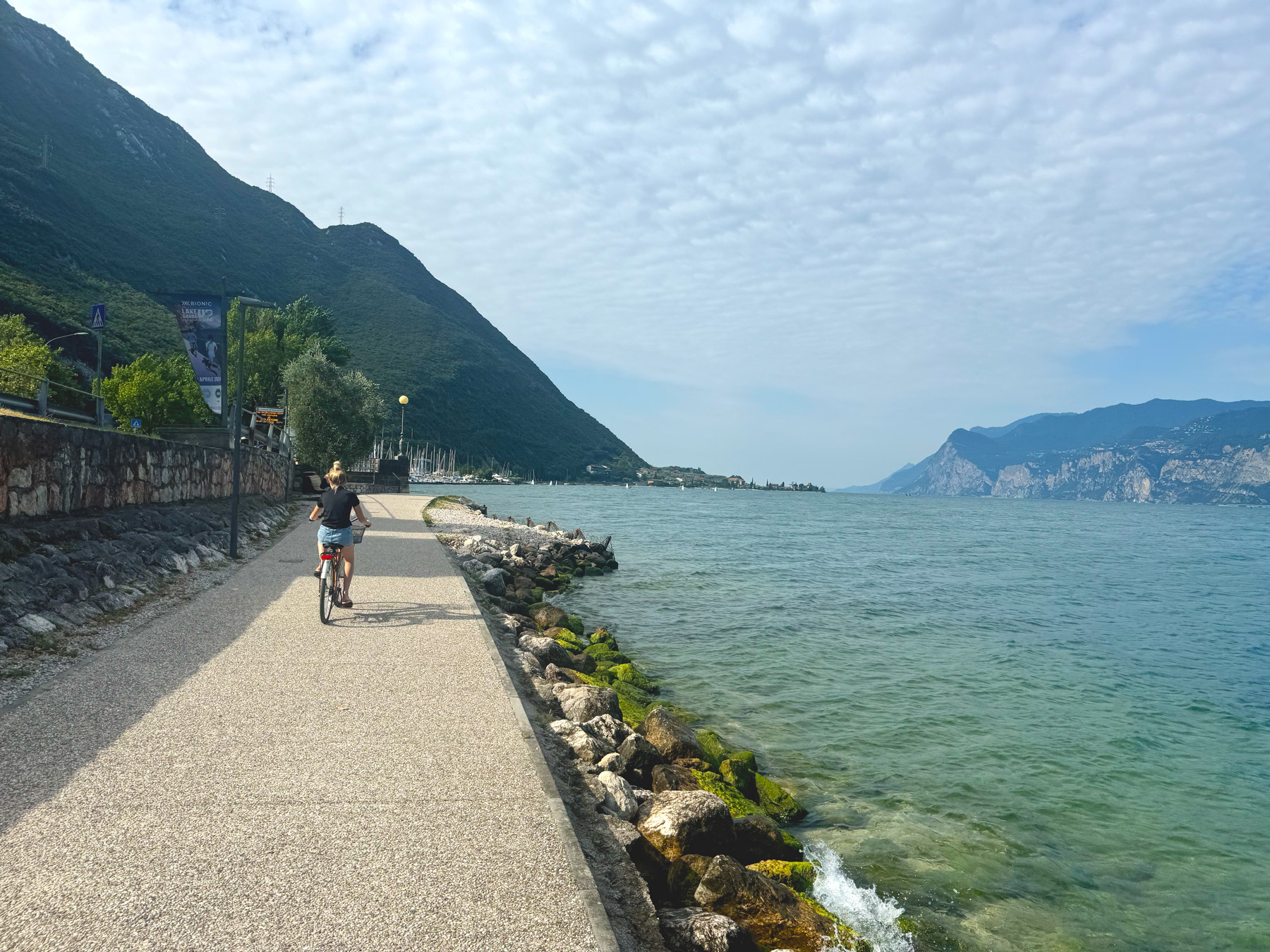Fietsen langs het Gardameer