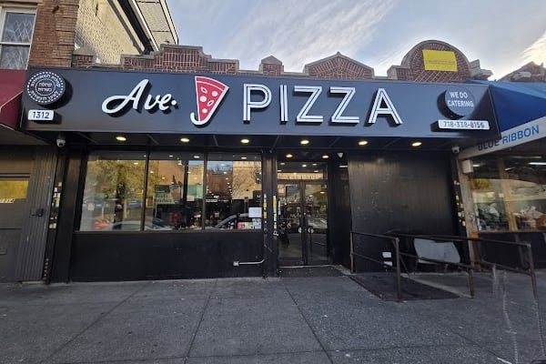 Ave J Pizza