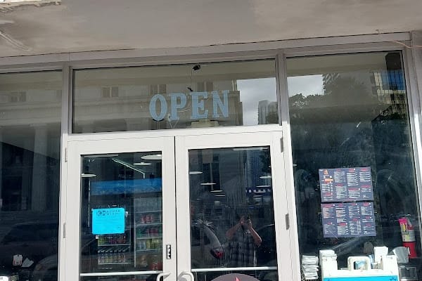 Holy Grill & Deli (Kosher Miami- KM- Glatt Kosher)