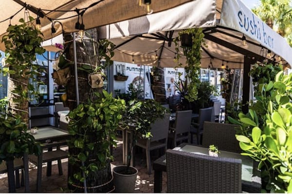 17 Restaurant and Sushi Bar
