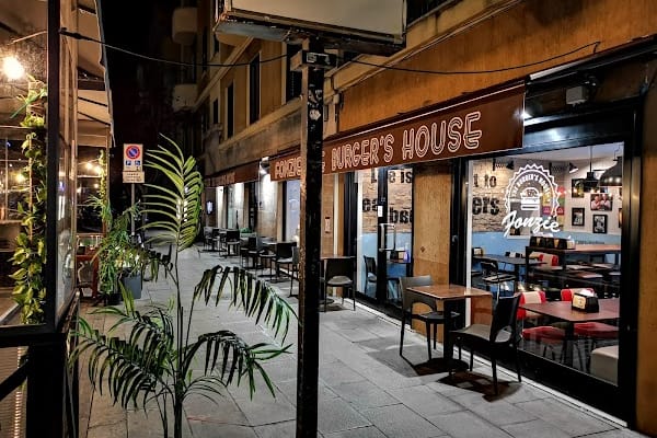 Fonzie the Burger's House | Via Catanzaro