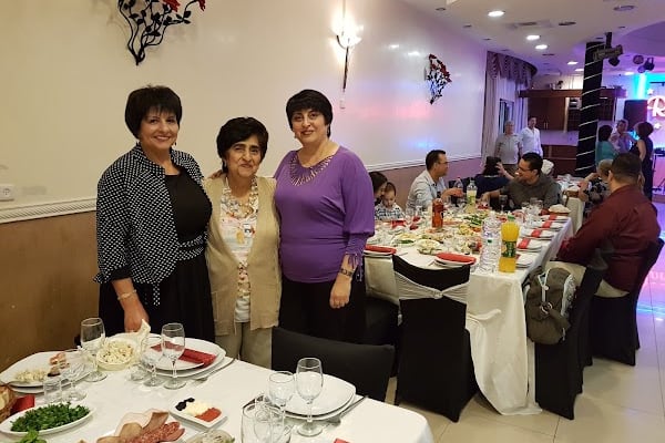 הפרה - טורטיה & בר בורגר — באר שבע