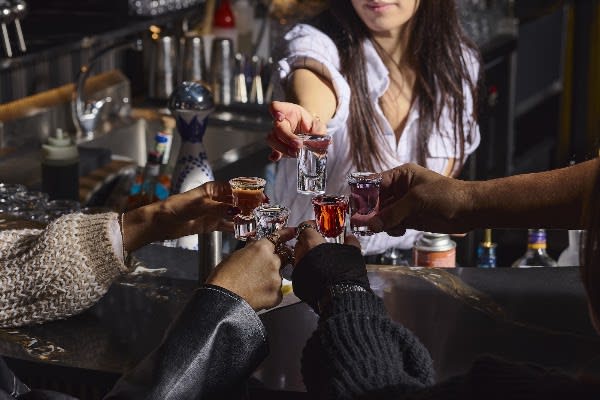 גרייס בר נתניה - Grace bar & Lounge — נתניה
