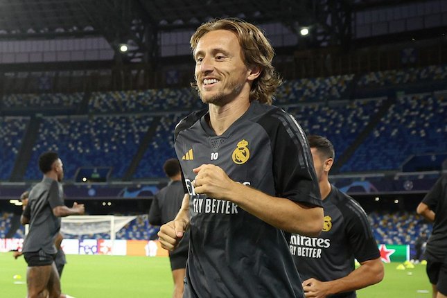 Info Main Bola Luka Modric di Situasi Benci tapi Cinta