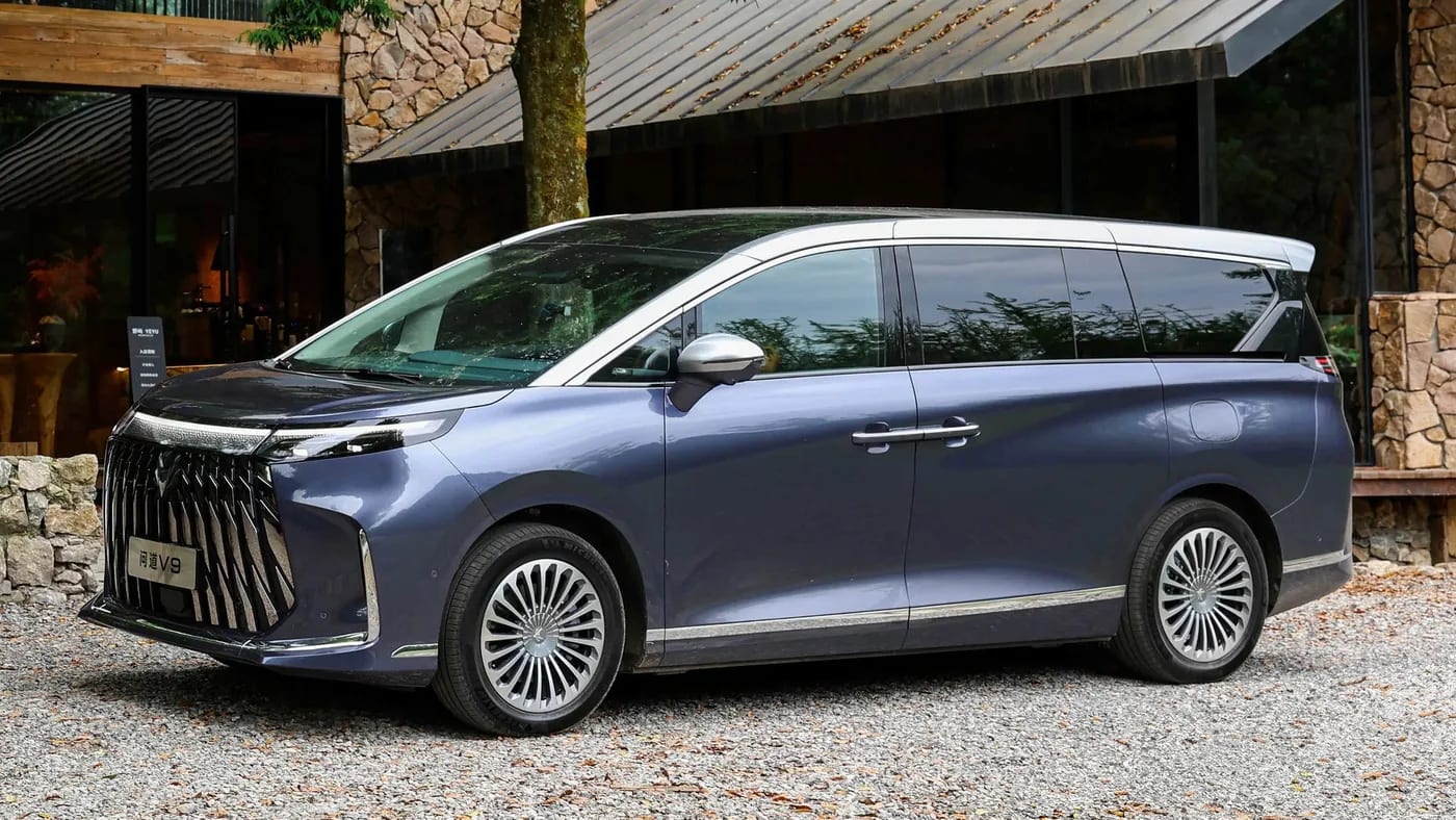 Arcfox Wendao V9: премиальный EREV-минивэн от BAIC — photo 9