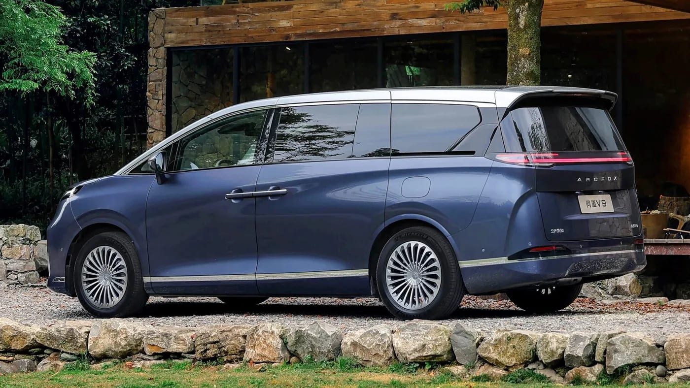 Arcfox Wendao V9: премиальный EREV-минивэн от BAIC — photo 10