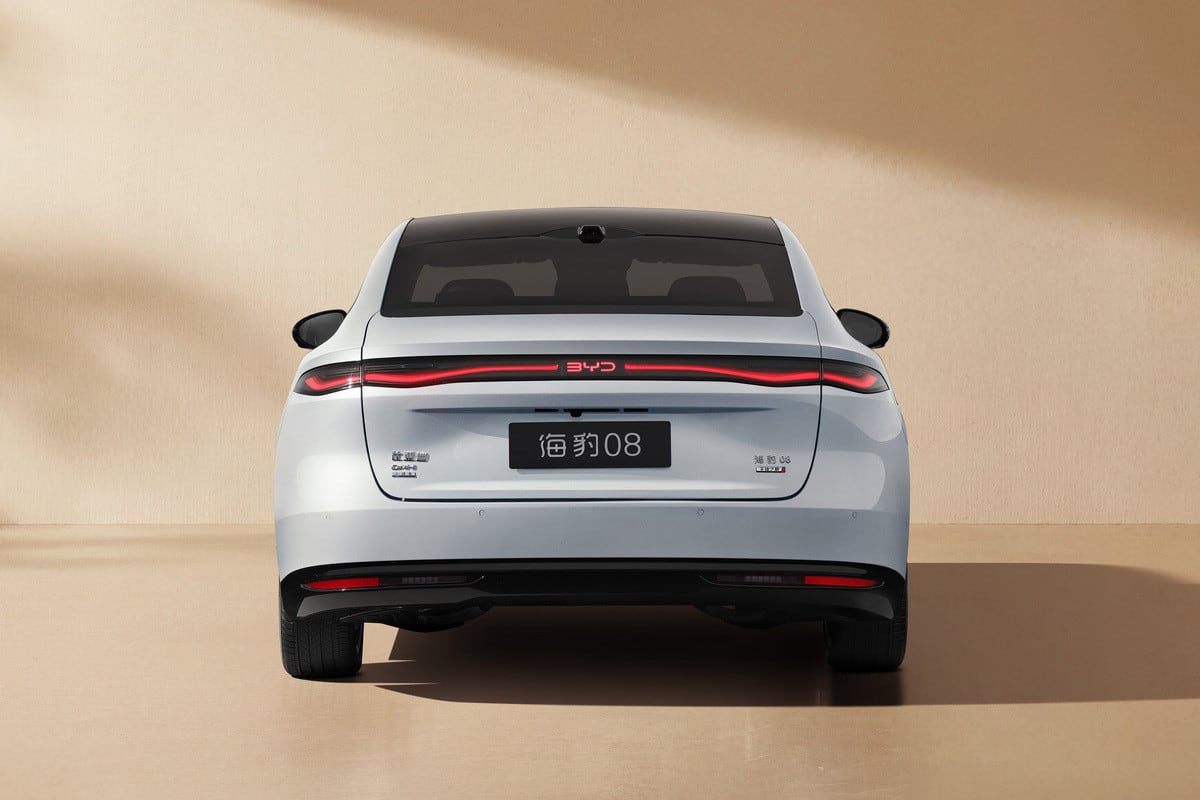 BYD Seal 08 launches in China: Ocean-brand flagship sedan from 196,900 yuan ($29,000)