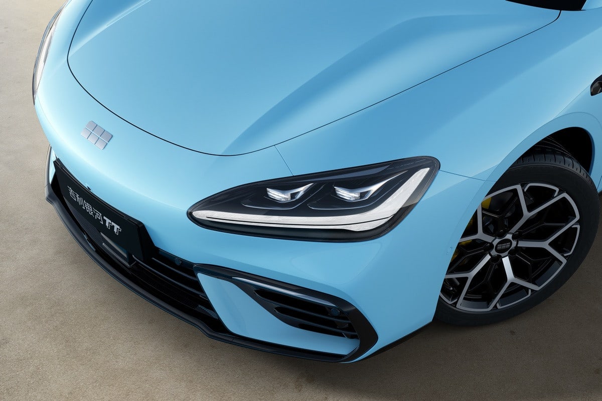 Geely Galaxy TT: a near-5-metre electric sedan with up to 578 hp and SU7-style styling
