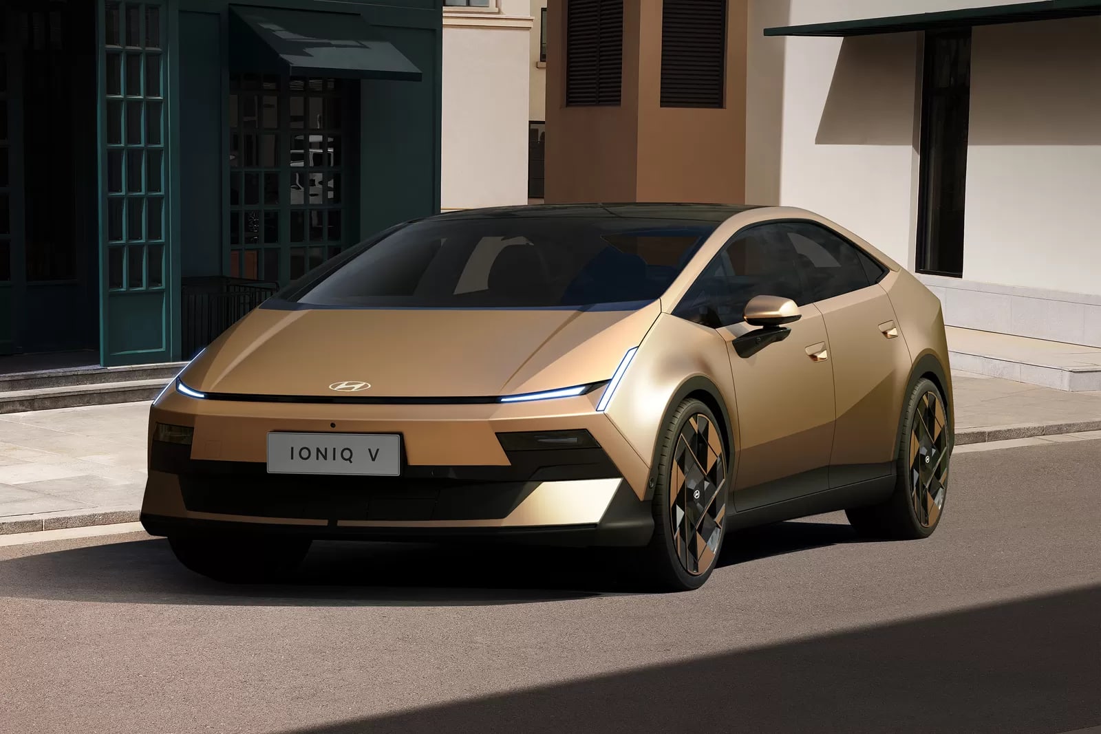 Ioniq V