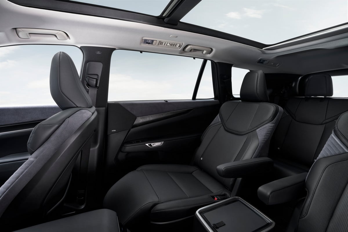 Lexus TZ: трёхрядный электрический SUV дебютирует как глобальная модель — photo 4