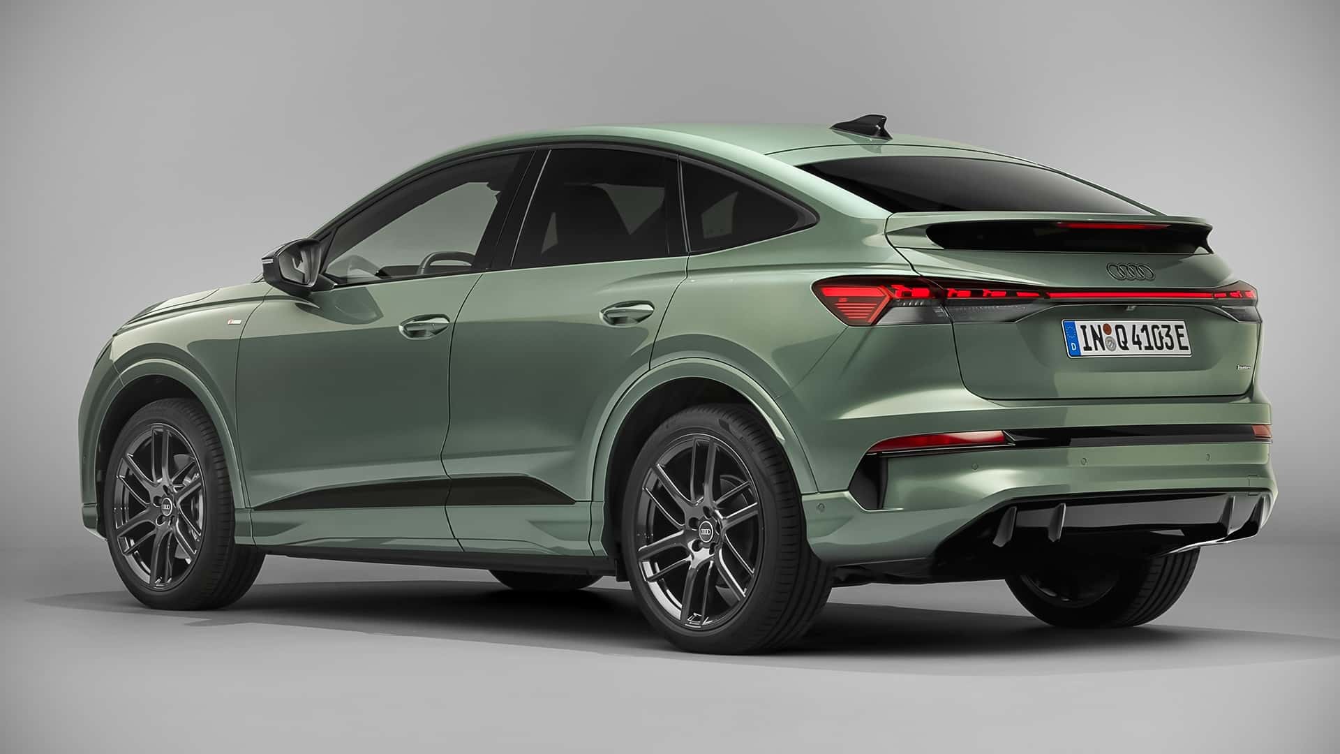 audi Q4 e-tron — photo 18