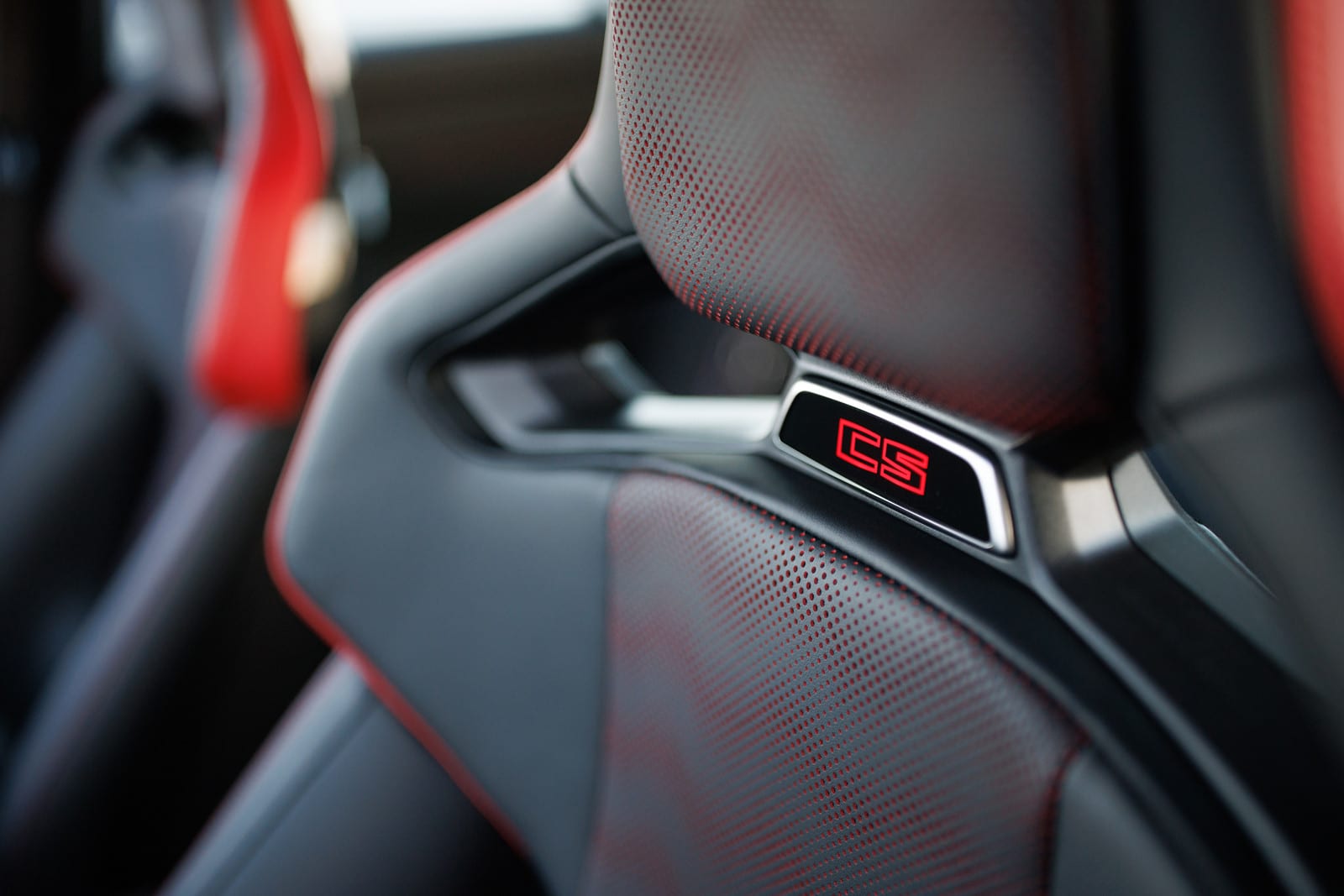 bmw M3 CS Handschalter — photo 9