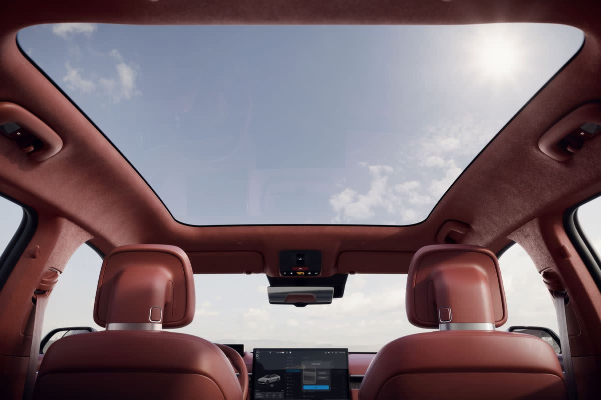 Hyundai Grandeur facelift: new hybrid, Android Automotive, physical climate buttons — orders open — photo 12