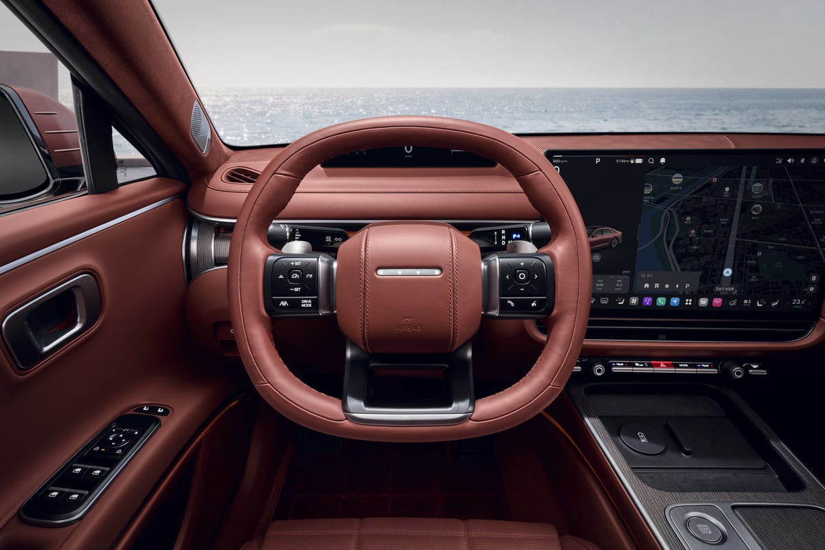 Hyundai Grandeur facelift: new hybrid, Android Automotive, physical climate buttons — orders open — photo 27