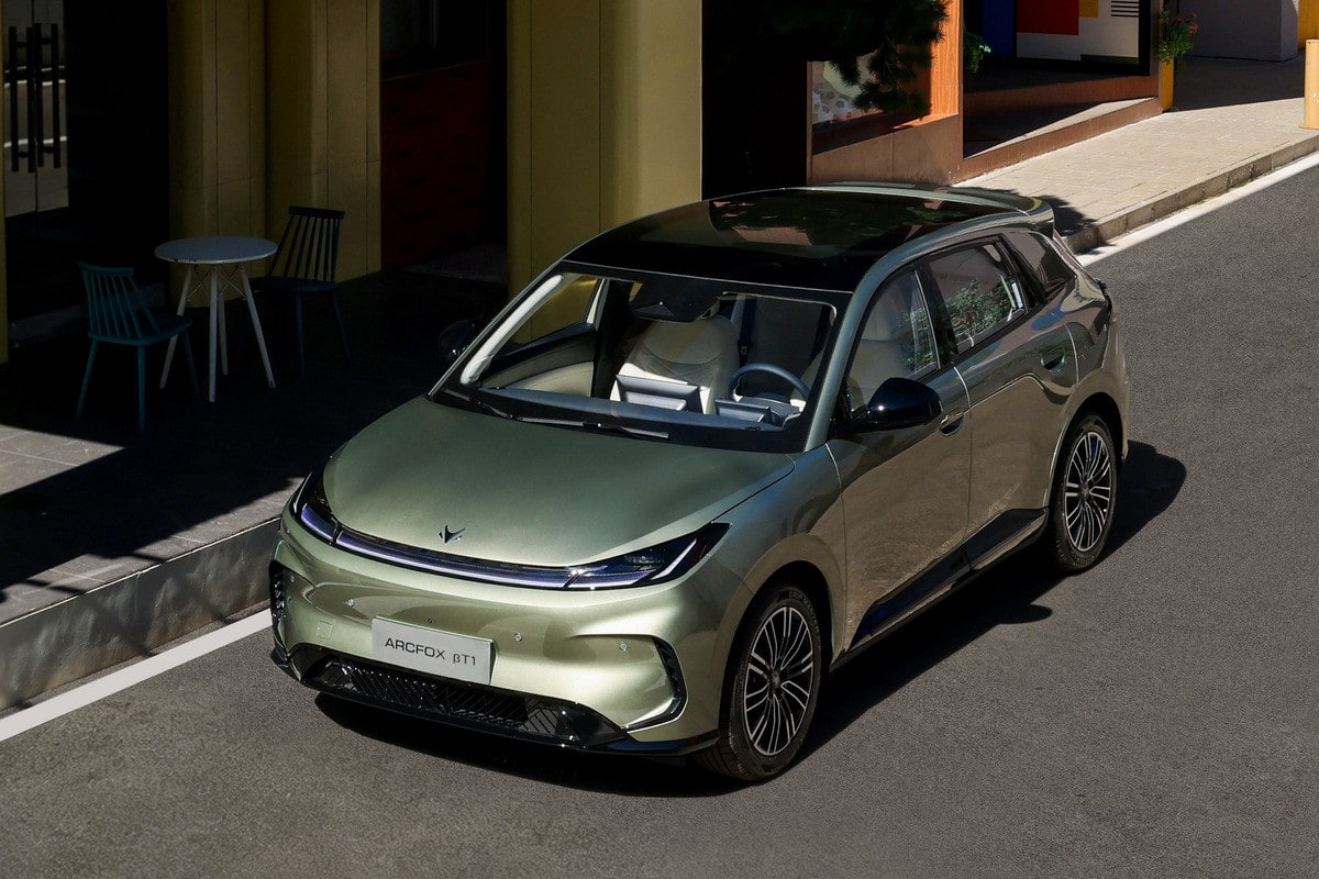 Arcfox Beta T1: BAIC обновил бюджетный электрохэтч менее чем через год после старта - photo 2