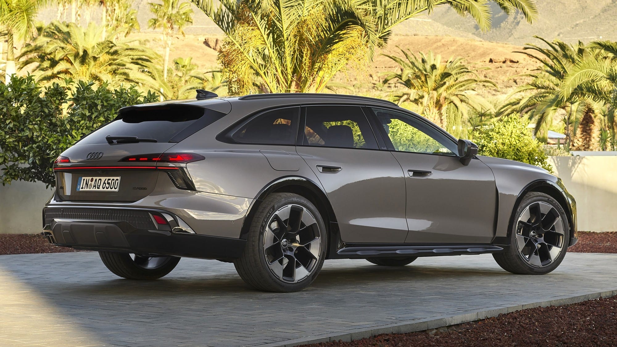 Audi A6 allroad revealed: air suspension as standard and a 367 hp plug-in hybrid - photo 15