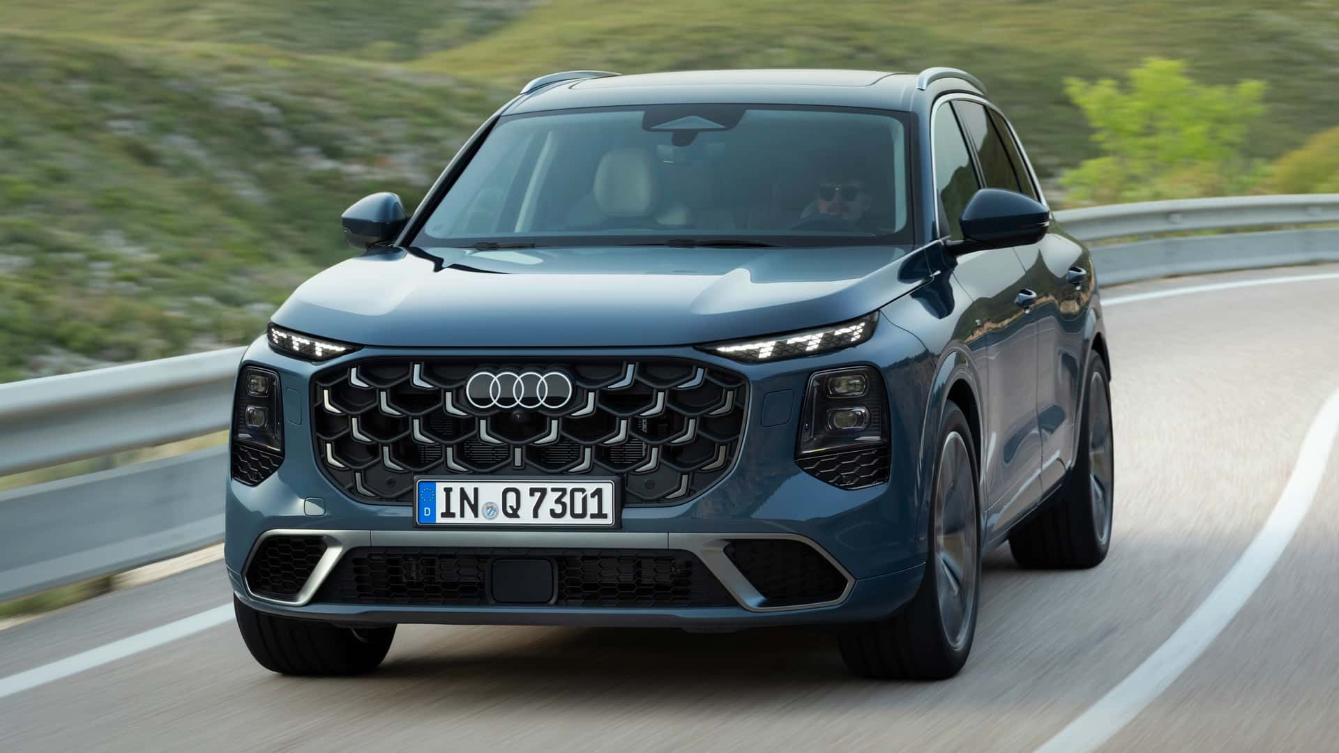 Audi Q7 - photo 7