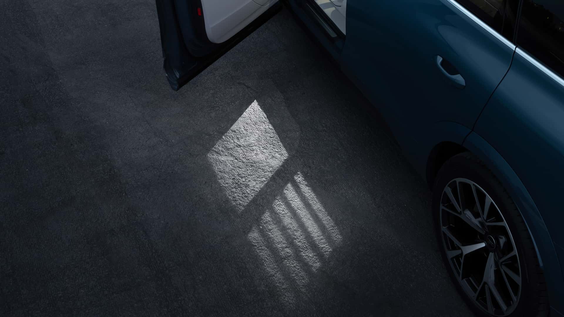 Audi Q7 - photo 9