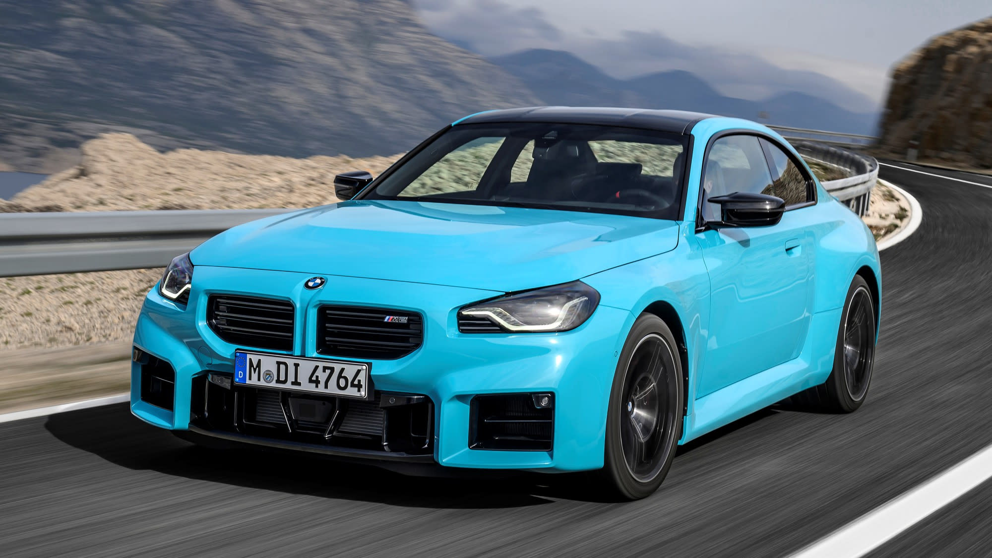 BMW M2 Gains All-Wheel Drive for the First Time - photo 9