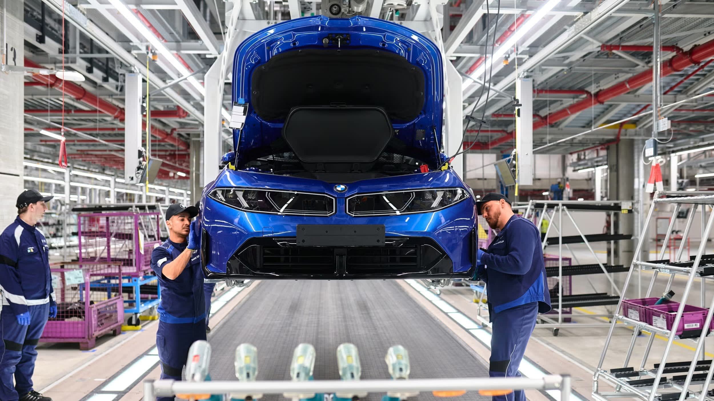 BMW Group cuts 2026 profit forecast: China sales fall 15%, Middle East costs rise