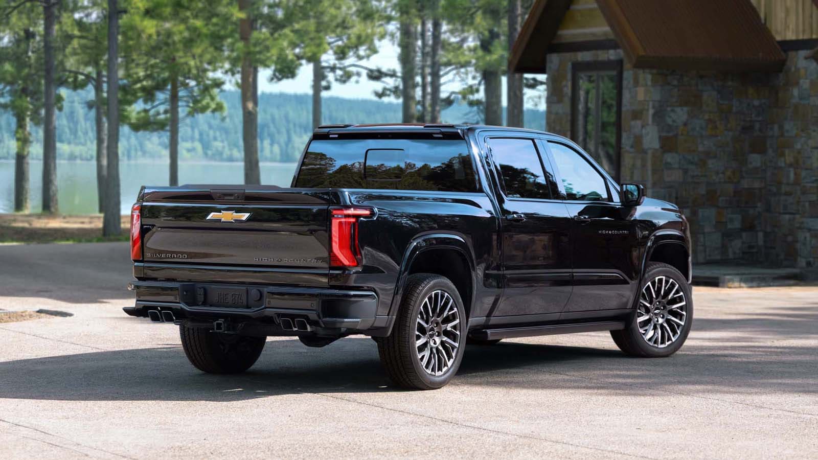 2027 Chevrolet Silverado revealed: fifth generation, with ZR2 and High Country - photo 7