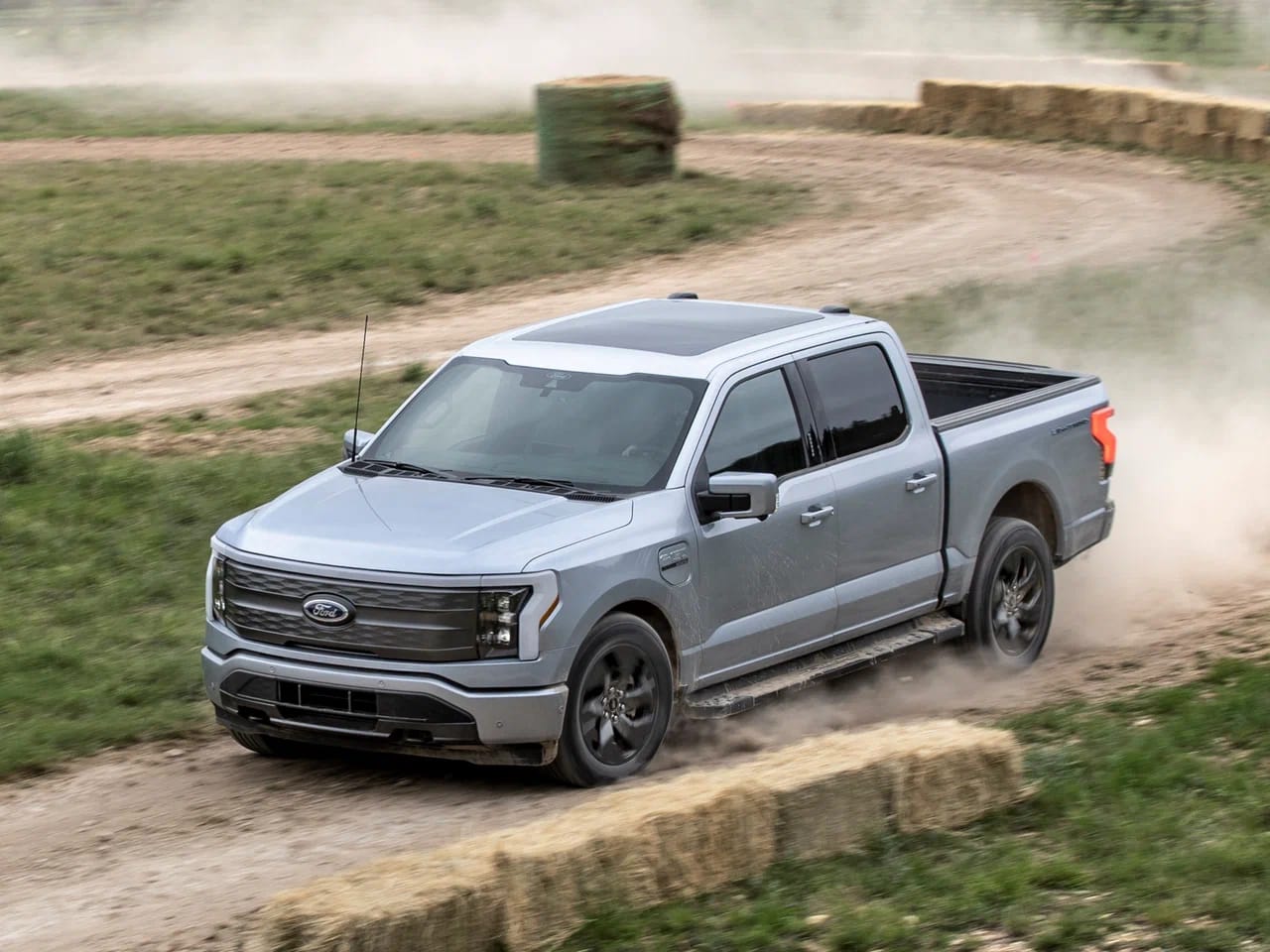 Ford and GM lost $10.8 billion on EVs in 2025 — and 2026 will be worse — photo 16