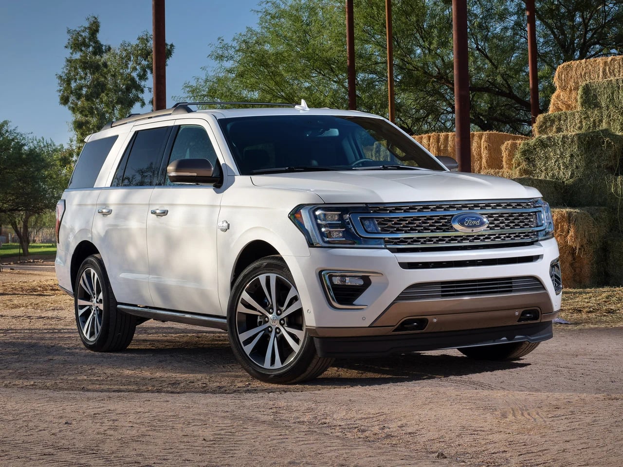 Ford and Lincoln recall 741,195 trucks and SUVs over a parking mechanism defect - photo 3
