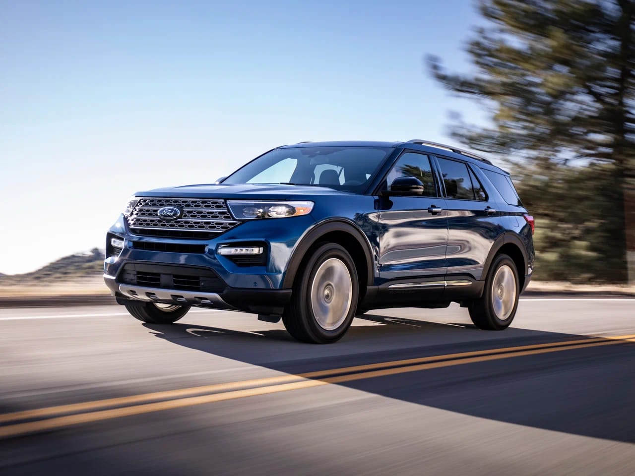 Ford and Lincoln recall 741,195 trucks and SUVs over a parking mechanism defect - photo 2