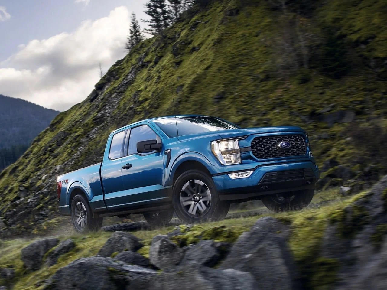 Ford and Lincoln recall 741,195 trucks and SUVs over a parking mechanism defect