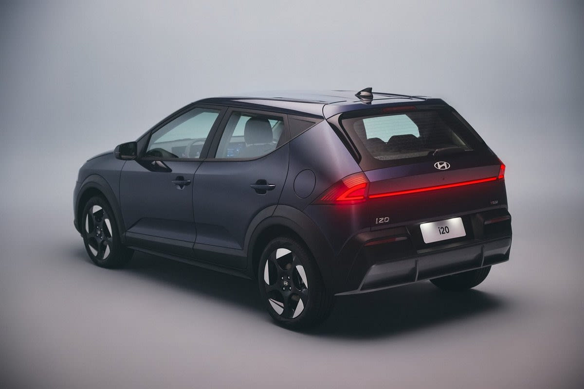 Hyundai i20: новое поколение во внедорожном стиле дебютировало в Бразилии - photo 8